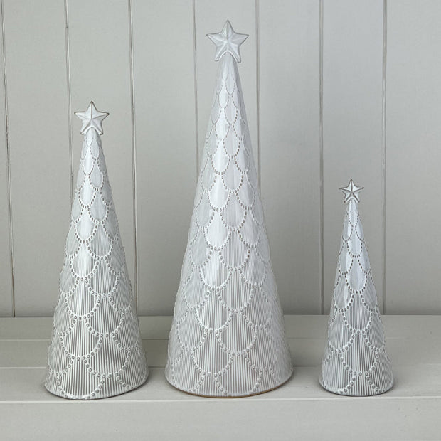 Glazed Ceramic Scalloped Patterned Christmas Tree with Star Topper