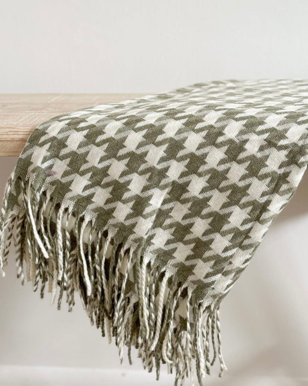 Olive Green Fine Knit Houndstooth Tasseled Throw Blanket