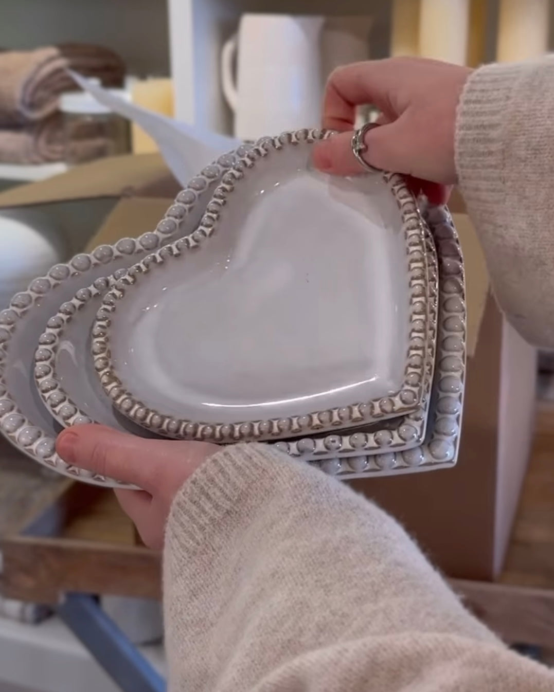 White Beaded Heart Candle Plate - Set of Three