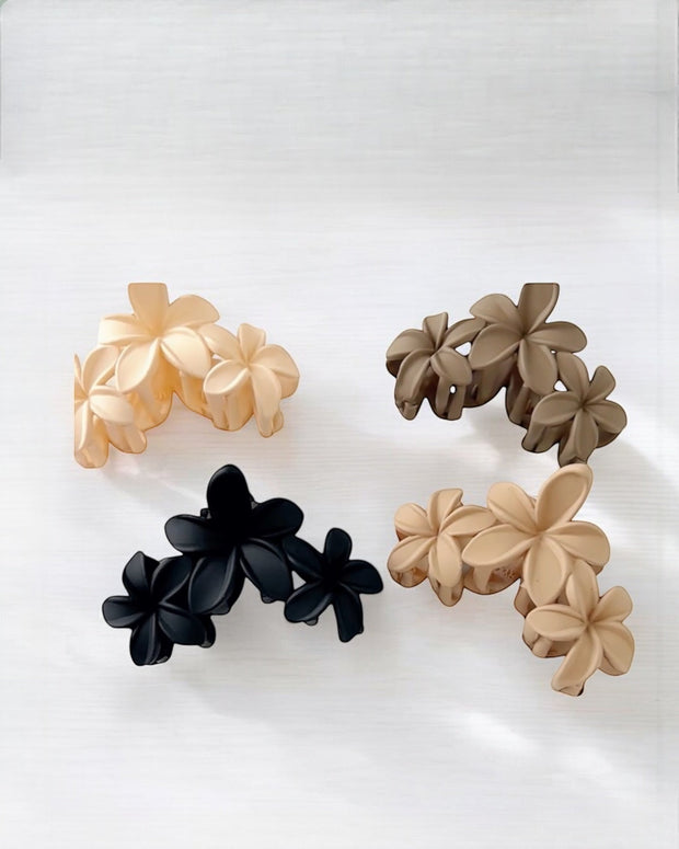 Large Neutral Coloured Double Flower Hair Clip